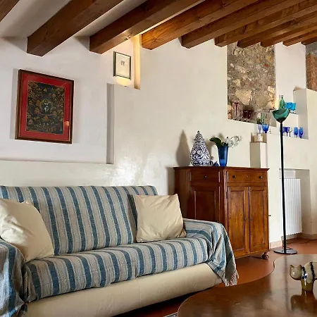 La Casa Di Mimi Apartman