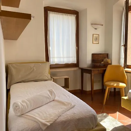 La Casa Di Mimi Apartment *